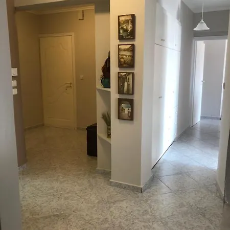 Cosy Maison Near The Mill Of Elves טריקלה